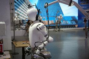 2025 WORLD ROBOT CONFERENCE
