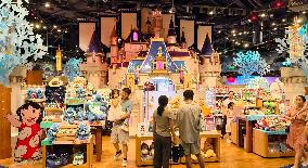 World's Largest Disney Store 10th Anniversary