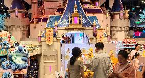 World's Largest Disney Store 10th Anniversary