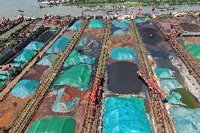 Yangtze River Freight Terminal Coal Transportation