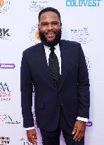 The We2Matter '100 Women Matter Gala' - LA