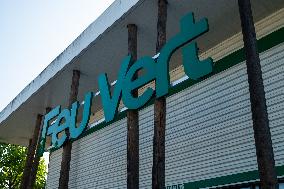 Illustration - Shop and Logo - Shopping Center - Rambouillet