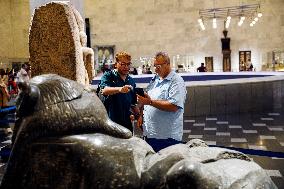 Cairo Launches Hieroglyph Translation App - Egypt