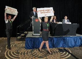 Air Canada Flight Attendants Disrupt Press Conference Amid Strike Threat - Toronto
