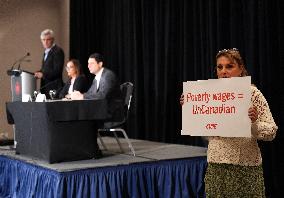 Air Canada Flight Attendants Disrupt Press Conference Amid Strike Threat - Toronto