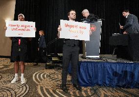 Air Canada Flight Attendants Disrupt Press Conference Amid Strike Threat - Toronto