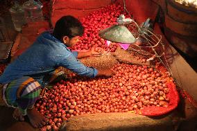 Dhaka's Karwan Bazar - Bangladesh