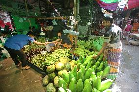 Dhaka's Karwan Bazar - Bangladesh