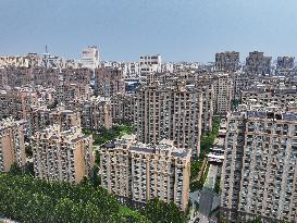 Sales Prices of Commercial Residential Properties in Chinese Cities