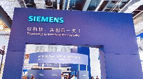 SIEMEN Industrial AI Assistant