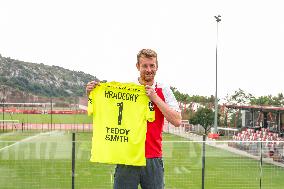 Player Spotlight Lukas Hradecky Joins AS Monaco - La Turbie