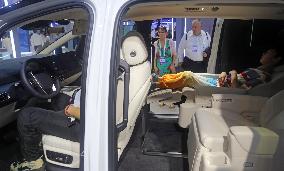 Li Auto MEGA