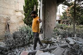 Israeli Forces Demolish Hebron Home - Palestine