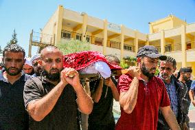 Palestinians Mourn Awda Al Hathalin