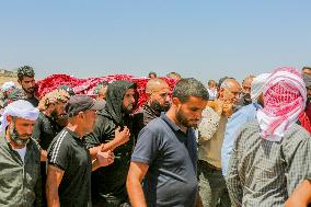 Palestinians Mourn Awda Al Hathalin