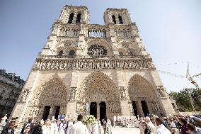 Assumption procession at Notre-Dame de Paris Cathedral - Paris AJ