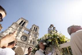 Assumption procession at Notre-Dame de Paris Cathedral - Paris AJ