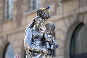 Assumption procession at Notre-Dame de Paris Cathedral - Paris AJ
