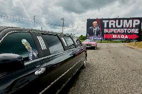 Trump Super Store in Knoxville - USA