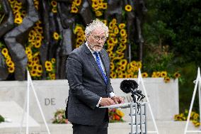 King Willem-Alexander and PM Schoof Commemorate 80th Anniversary of WWII End - The Hague