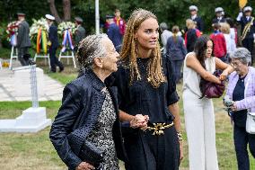 King Willem-Alexander and PM Schoof Commemorate 80th Anniversary of WWII End - The Hague
