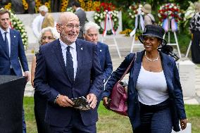King Willem-Alexander and PM Schoof Commemorate 80th Anniversary of WWII End - The Hague