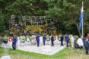 King Willem-Alexander and PM Schoof Commemorate 80th Anniversary of WWII End - The Hague