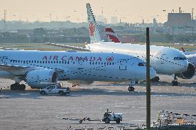 Air Canada Flight Attendants Strike at Toronto Airport - Canada