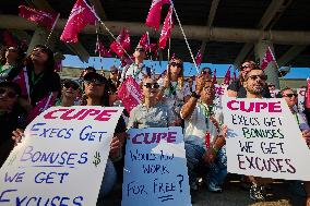 Air Canada Flight Attendants Strike - Toronto