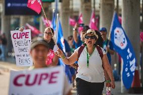 Air Canada Flight Attendants Strike - Toronto