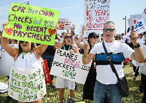 Air Canada Flight Attendants Strike - Montreal