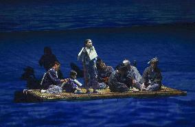 Stage play on 1944 sinking of Tsushima-maru ship