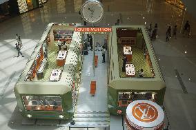 LV Express Pop-up Store in Hangzhou