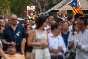 Barcelona Honors 17A Bombing Victims on 8th Anniversary - Barcelona