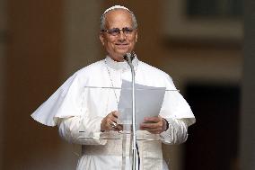 Pope Leo XIV recites the Angelus in Castelgandolfo - Rome
