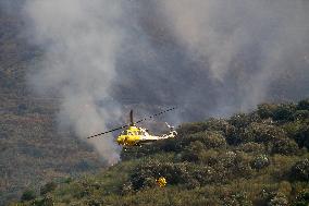 Larouco Fire Crosses Sil River into Lugo - Spain
