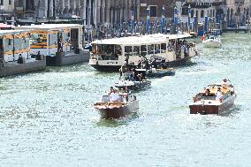 Lily Collins and Cast on Emily in Paris Set in Venice - Italy