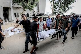 Families Mourn Airstrike Victims - Gaza
