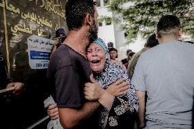 Families Mourn Airstrike Victims - Gaza