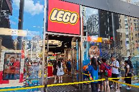 LEGO Store