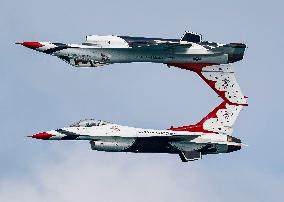 The U.S. Air Force Air Demonstration - Chicago