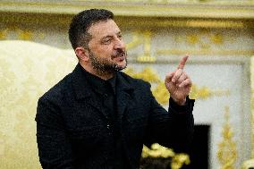 Trump Meets President Zelenskyy of Ukraine and European Leaders