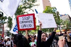 Air Canada The Social Movement Grows - Canada