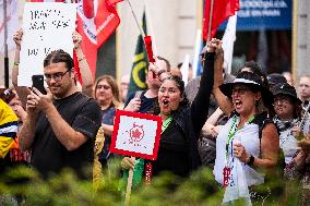 Air Canada The Social Movement Grows - Canada