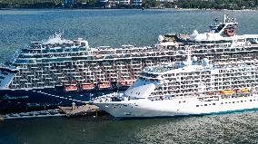 Cruise ships in the port of Tallinn