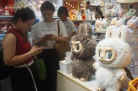 2025 H1 Pop Mart Income Growth