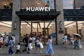 Huawei Store