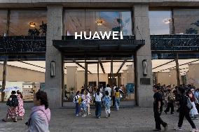 Huawei Store
