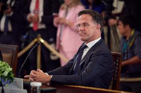 Trump Meets President Zelenskyy and European Leaders - Washington