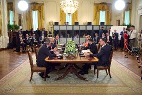 Trump Meets President Zelenskyy and European Leaders - Washington